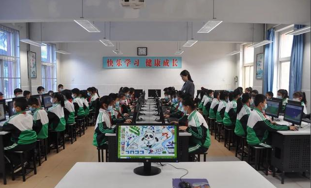 建造家门口的好学校探索建立组成名校教育组成共同体 建造家门口的好学校探索建立组成名校教育组成共同体